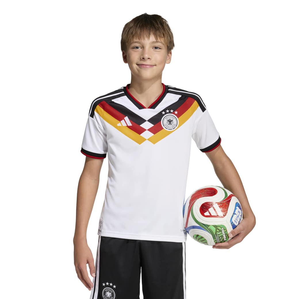Camisa infantil Adidas da seleção alemã em branco com detalhes tricolores e escudo bordado